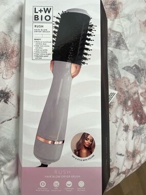 Rush Hair Blow Dryer Brush in Light Gray with Rose Gold Accents